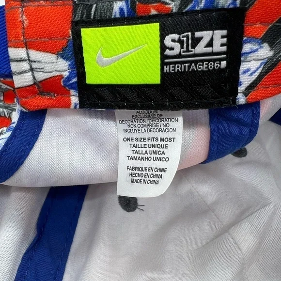 NIKE BALL CAP BRIGHT RED, BLUE, BLACK & WHITE FLORAL TROPICAL DESIGN ONE SIZE - Picture 5 of 10